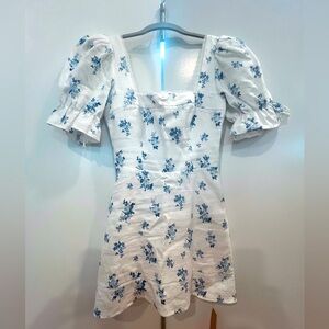 NWT Evianna Linen Dress